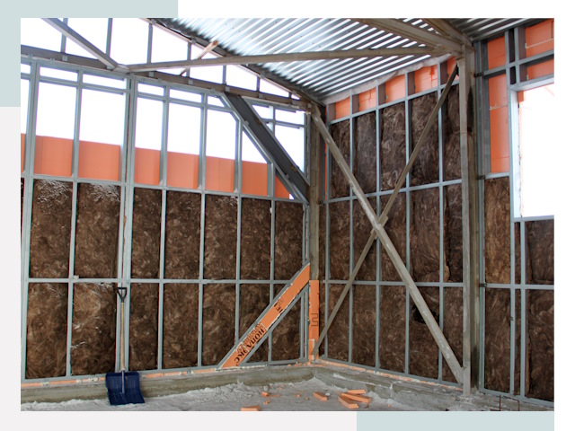 Утепленные ангары в Колпине