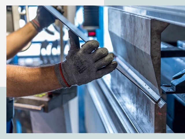 Гибка металла в Колпине